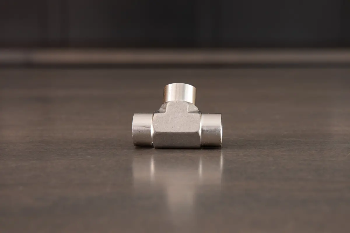 Stainless Steel 3/8" Npt Female Tee 1