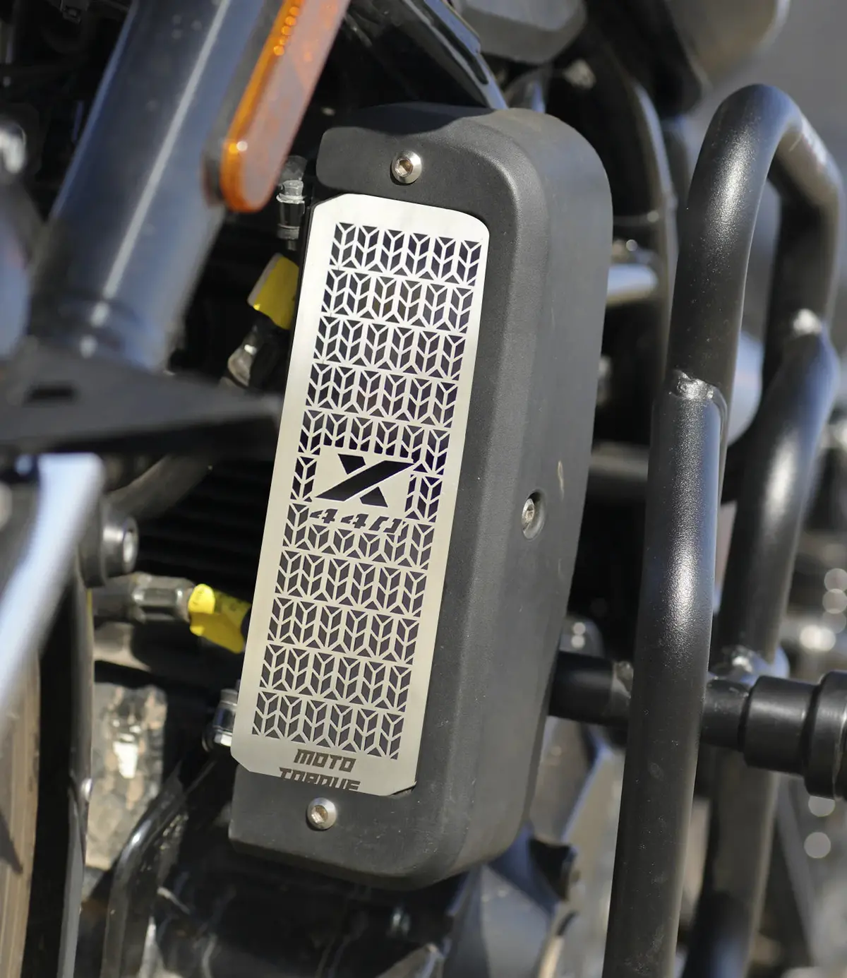 Mototorque Radiator Guard For Harley Davidson X440 (Ss & Ms) 2