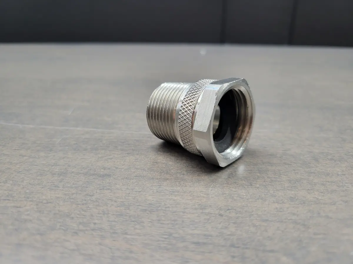 Stainless Steel 3/4" Male Npt To Female Ght 1