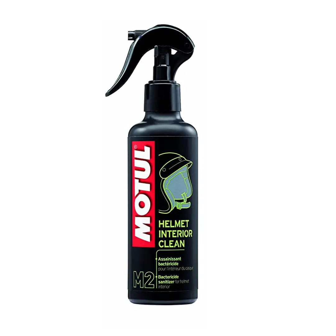 Motul Helmet Interior Cleaner 1
