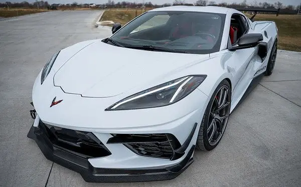 Verus Engineering C8 Corvette Carbon Polyweave Splitter 1