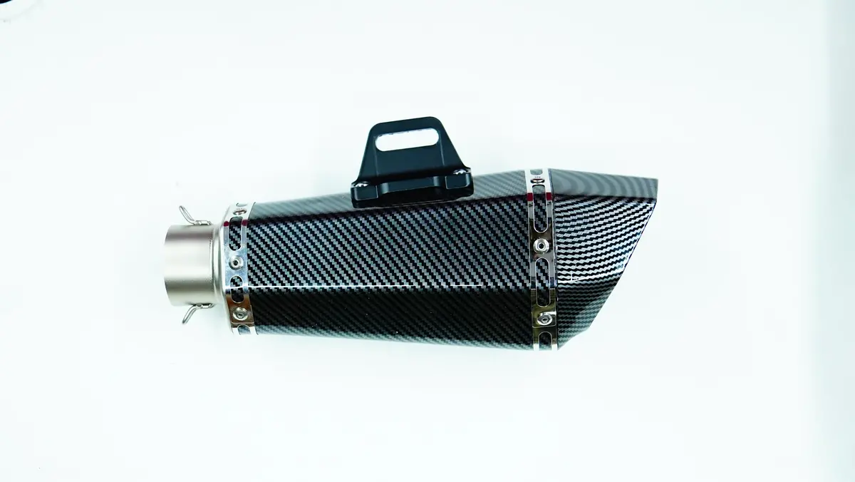 Akropovic Short Can Carbon Fiber Exhaust 1