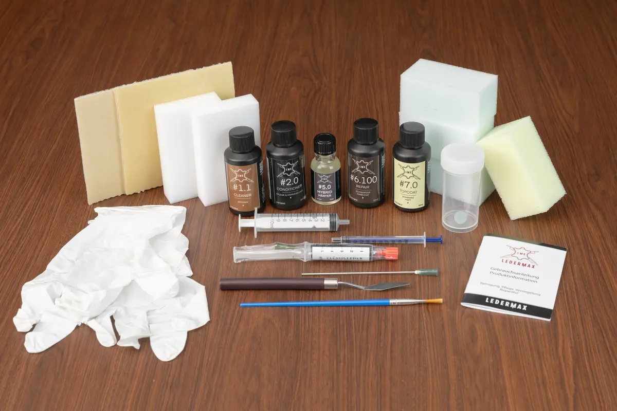 Ledermax Repair Kit For Artificial And Genuine Leather 1