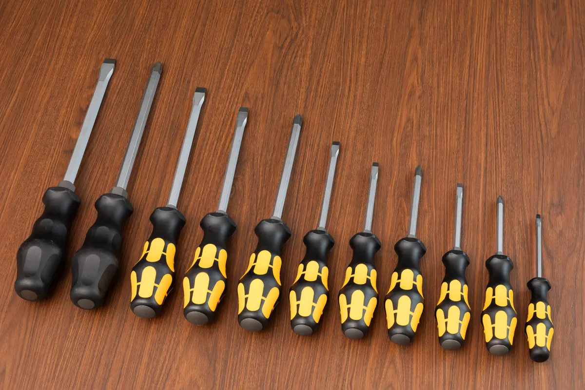 Screwdriver Hammer Through Kit 1