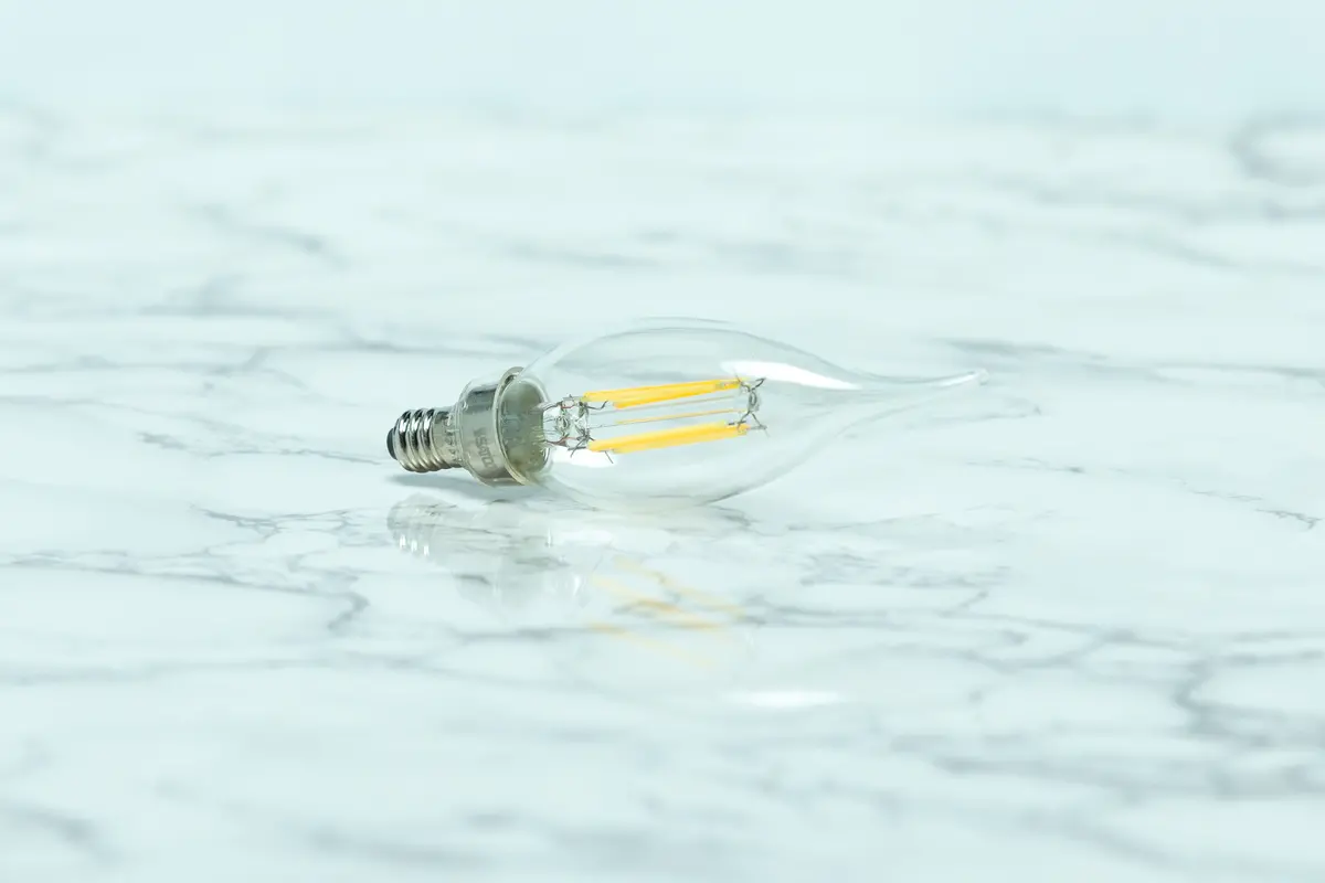 Satco Candelabra Led Light Bulb 1