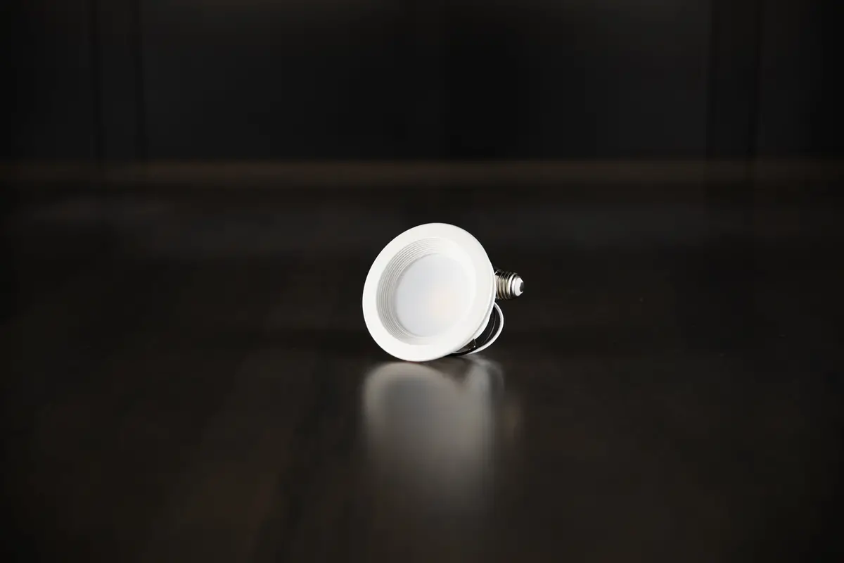 Slg Color Selectable Retrofit Downlights 1