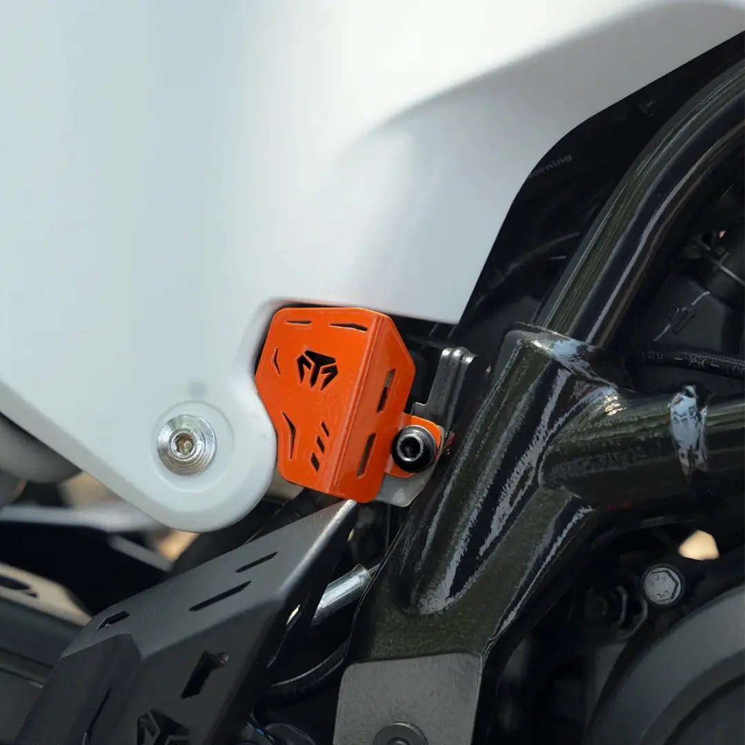 Mototorque Orange Reservoir Oil Guard (Mild Steel) For Ktm 390 Adventure / Adventure X 2025 1