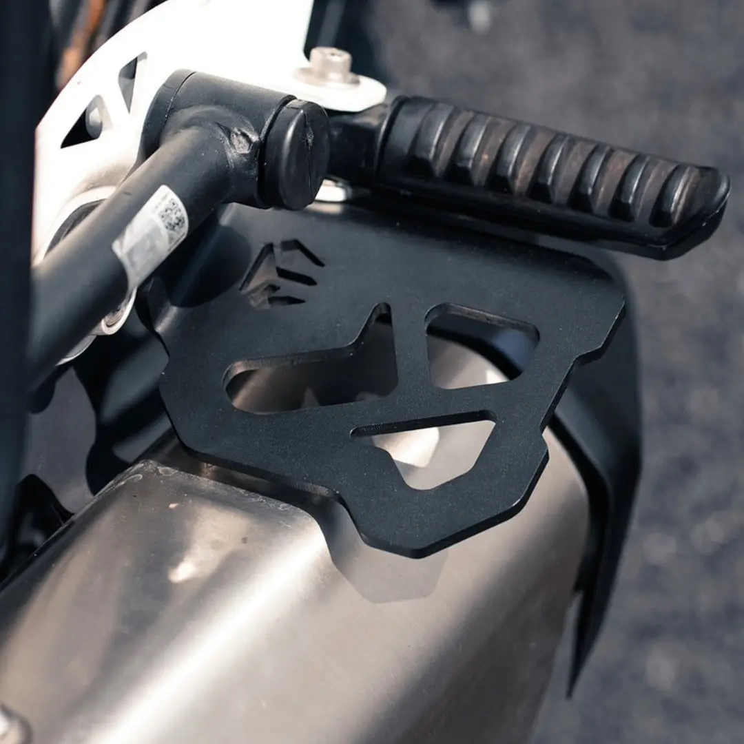 Foot Rest For Tvs Apache Rtx 300 | Moto Torque 1