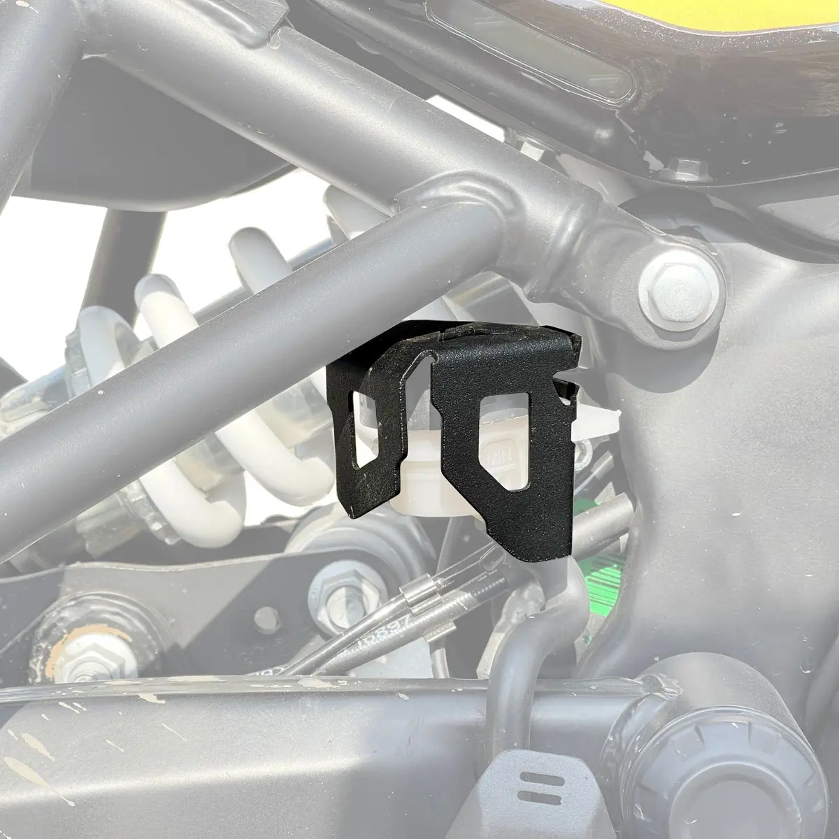 Auto Engina Rear Brake Oil Reservoir Cover For Re Himalayan 450 1