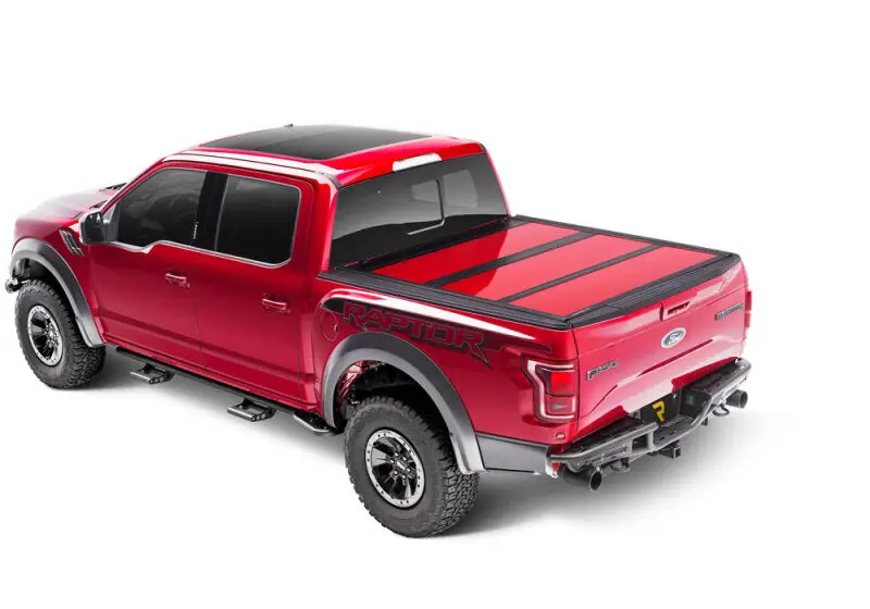Undercover Fusion Retractable Truck Bed Cover For 2021–2024 Ford F-150 (66" Length) – Iconic Silver 1